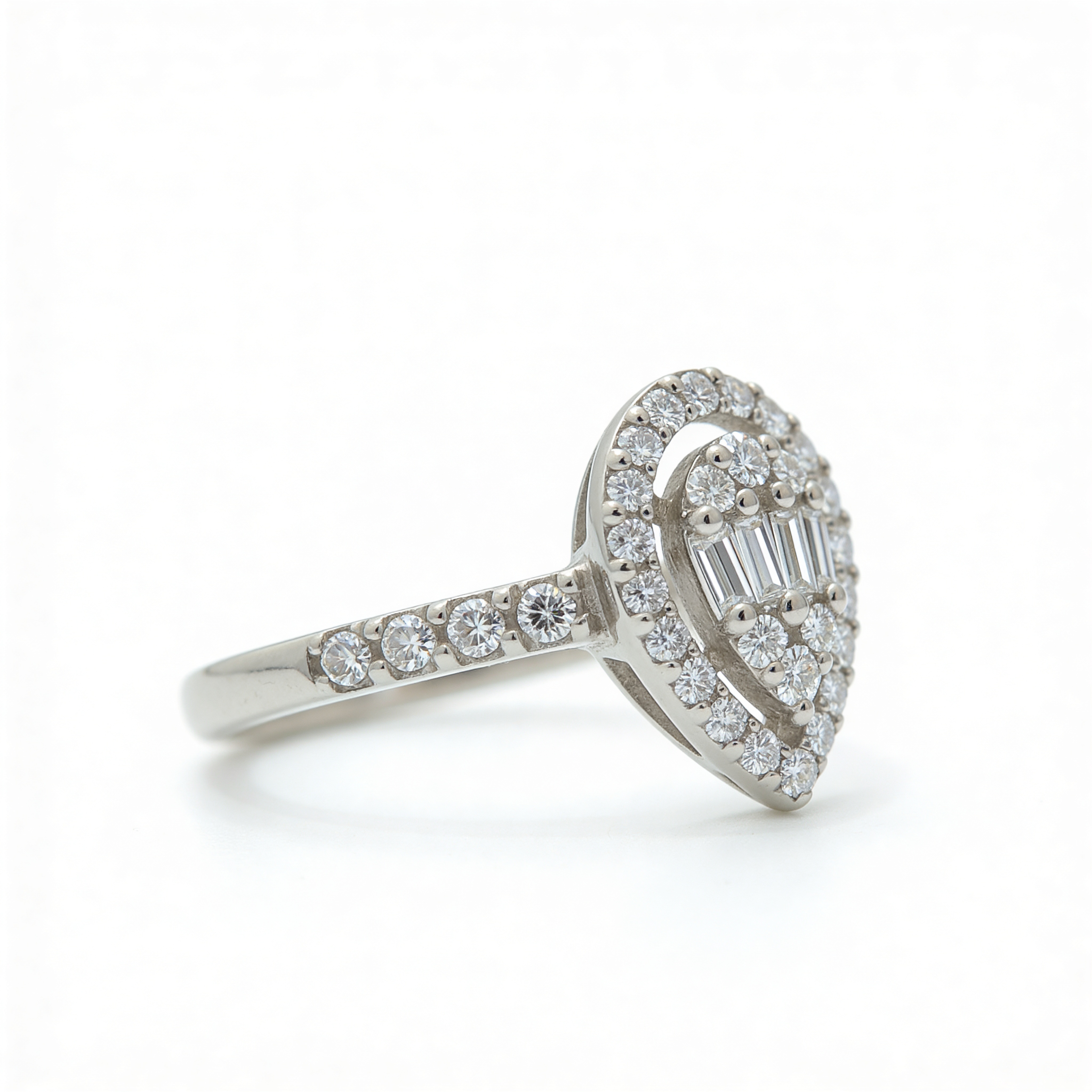 Lamar Diamond ring